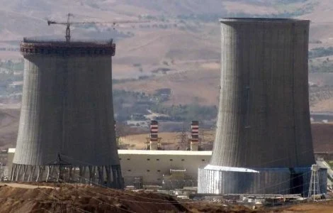 برج خنک کننده پالایشگاه ها: نقش حیاتی در خنک سازی و فرآیندهای پالایش
