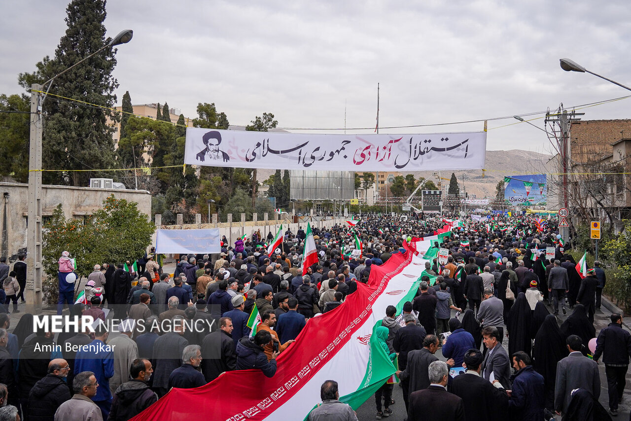 دعوت شورای هماهنگی تبلیغات اسلامی برای مراسم گلبانگ الله اکبر و راهپیمایی ۲۲ بهمن - خبرگزاری مهر | اخبار ایران و جهان