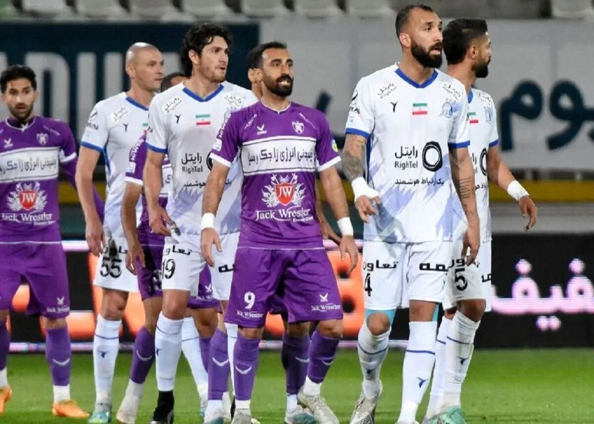 پرسپولیس «هوادار» ۲۲ نفره مقابل پرسپولیس به میدان میآید!